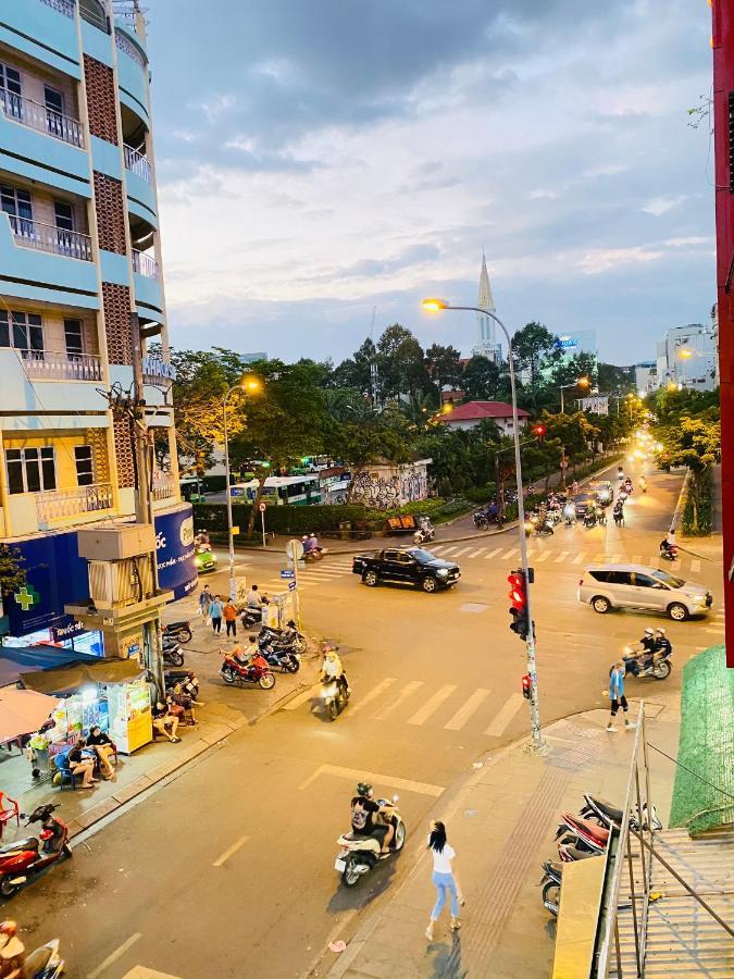 Home Away Do Quang Dau- Homestay, City Center, D1 胡志明市 外观 照片